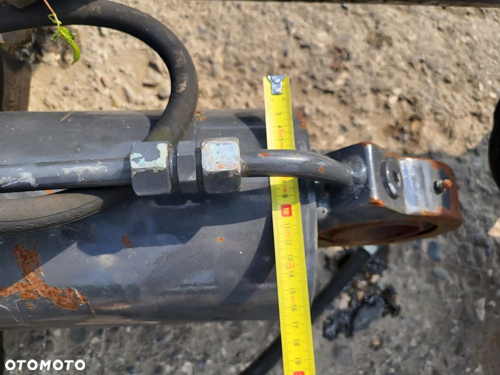 Siłownik 1 stopniowy do wypychu śmieciarki dł. 3m 2 sztuki - 4