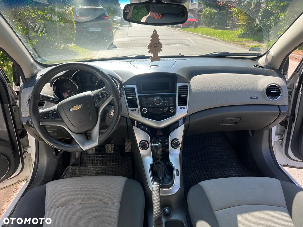 Chevrolet Cruze 1.8 LS (klm) - 12