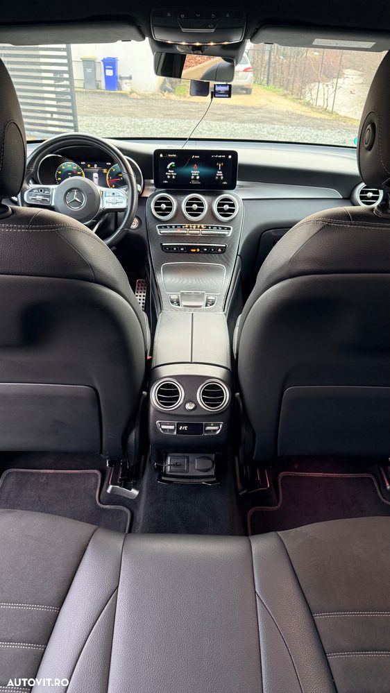 Mercedes-Benz GLC - 34