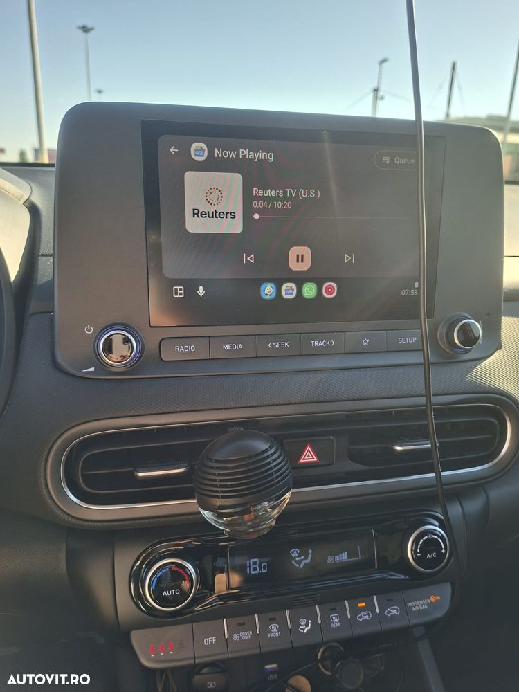 Hyundai KONA - 9