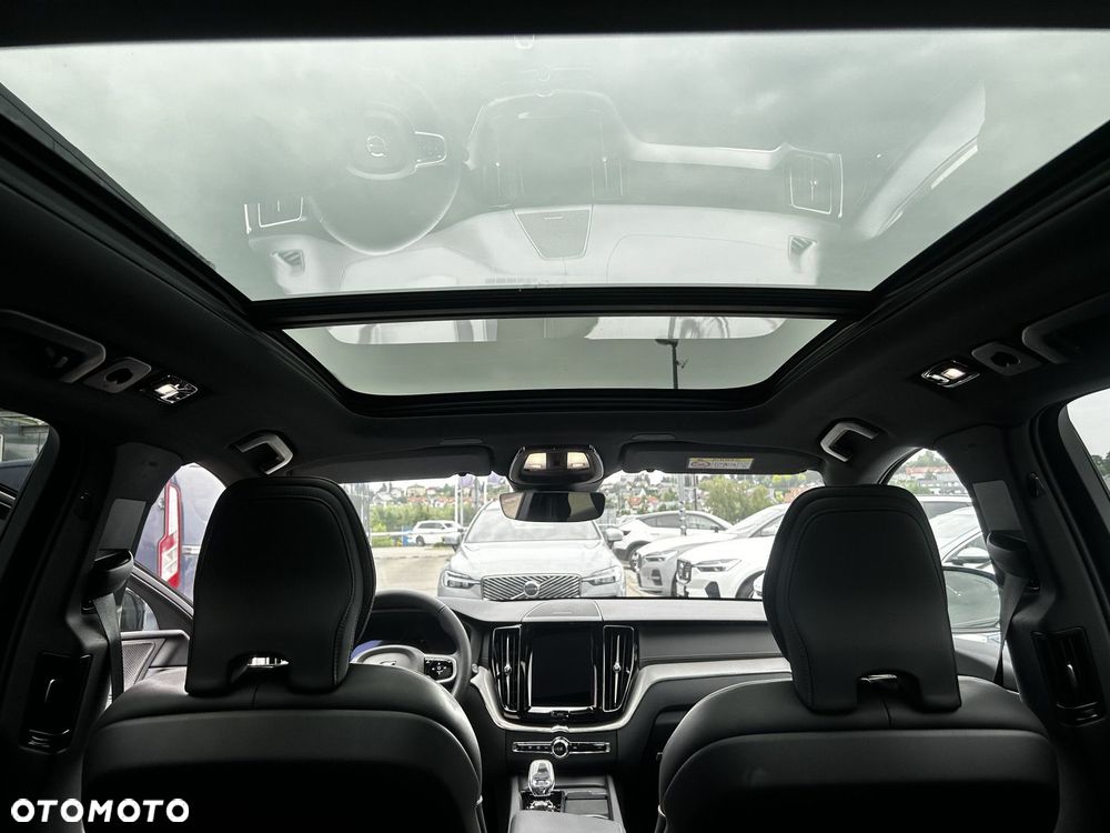 Volvo XC 60 - 32