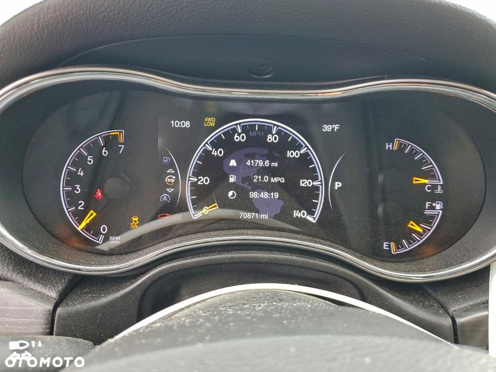 Jeep Grand Cherokee - 10