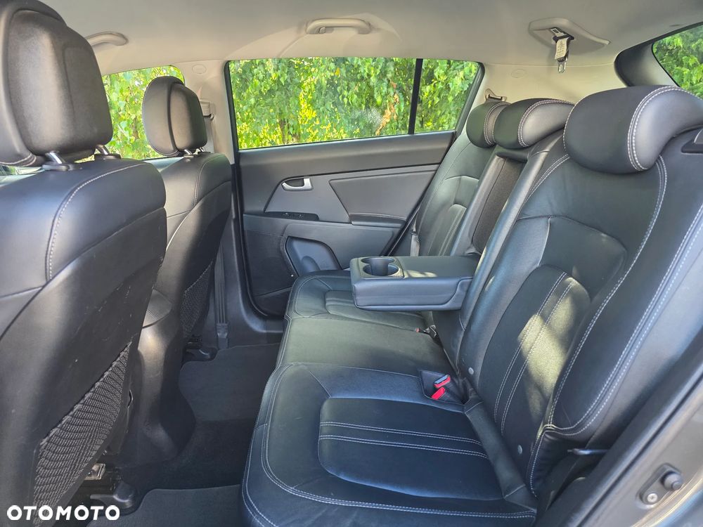 Kia Sportage 2.0 CVVT 2WD Attract - 31