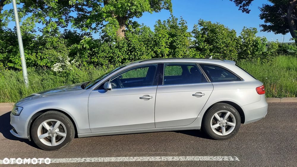 Audi A4 Avant 2.0 TDI DPF quattro Ambiente - 11