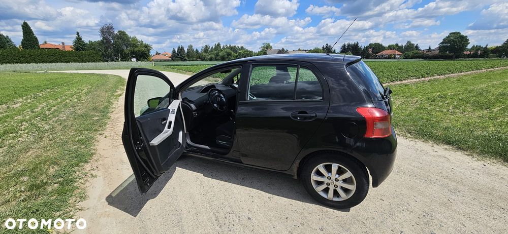 Toyota Yaris - 9