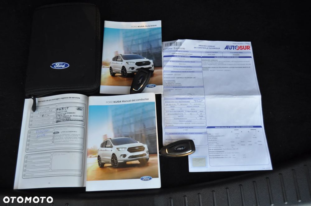 Ford Kuga 2.0 TDCi 2x4 Titanium - 30