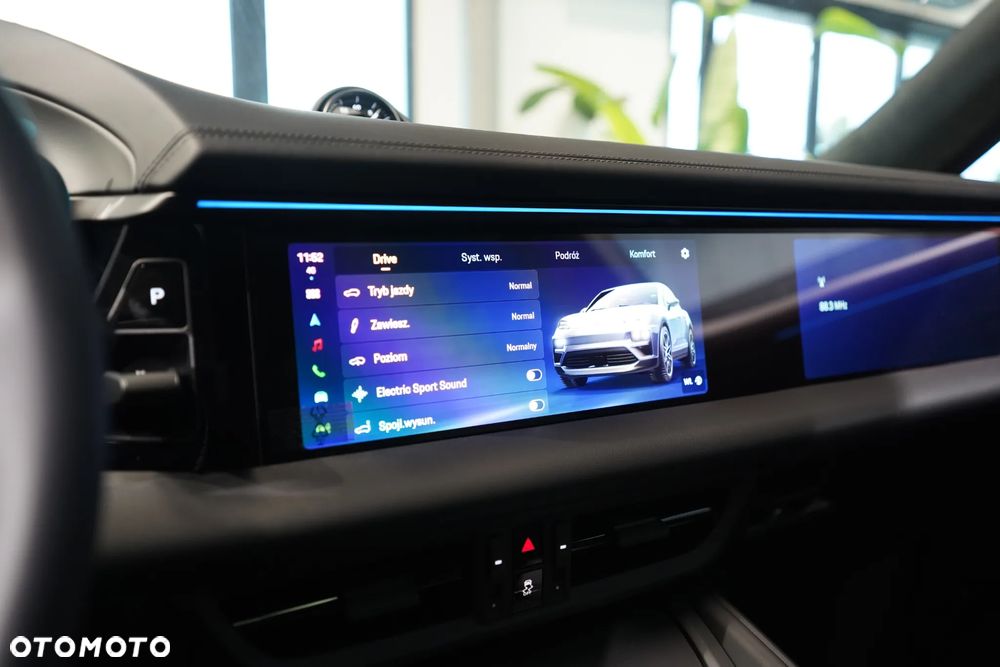 Porsche Macan Turbo 100kWh - 17