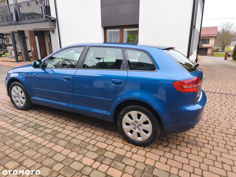 Audi A3 Sportback 1.6 Ambition - 16