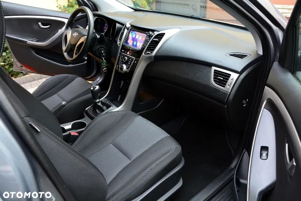 Hyundai i30 1.4 Comfort - 14