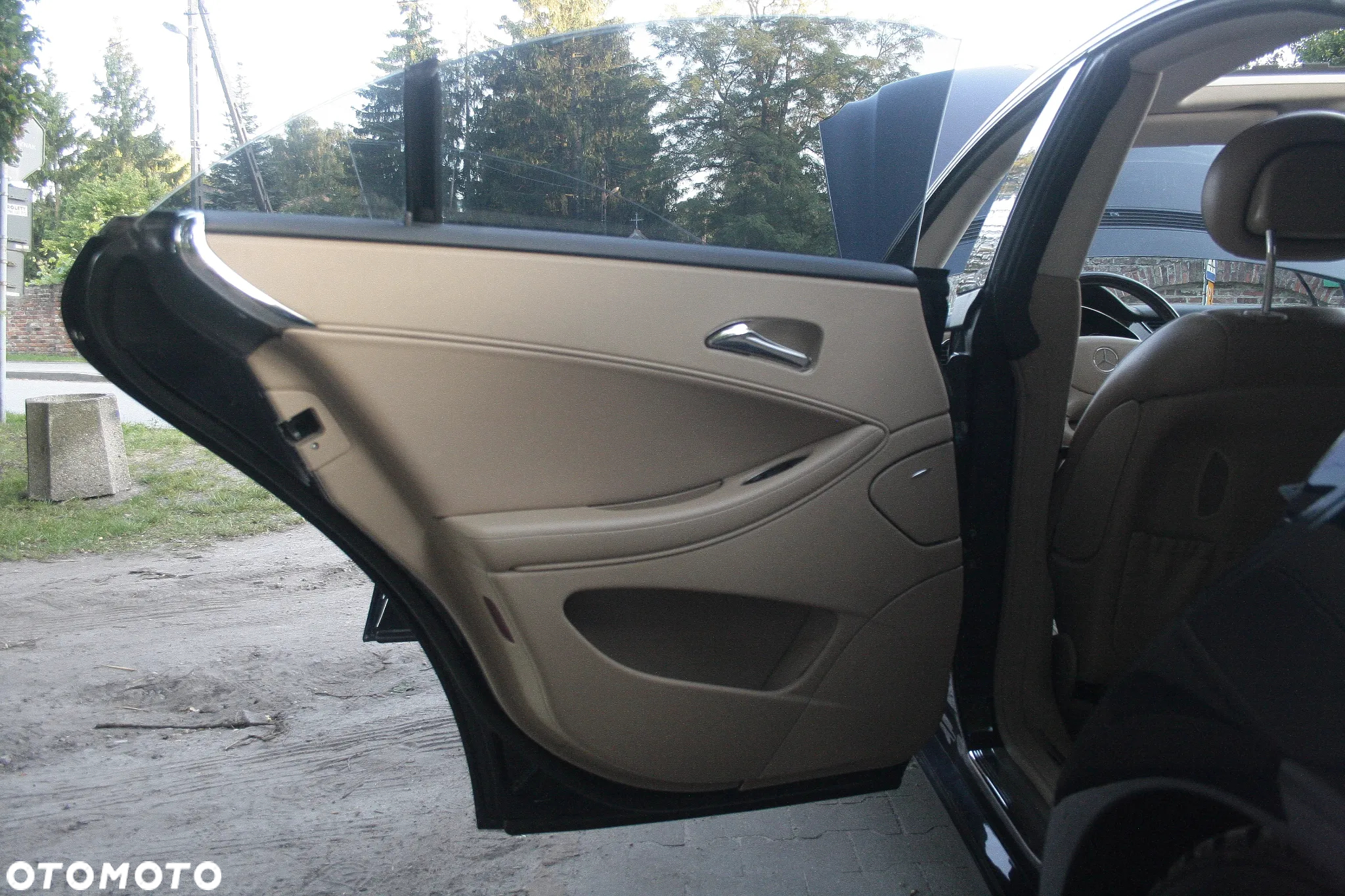 Mercedes-Benz CLS 500 - 15
