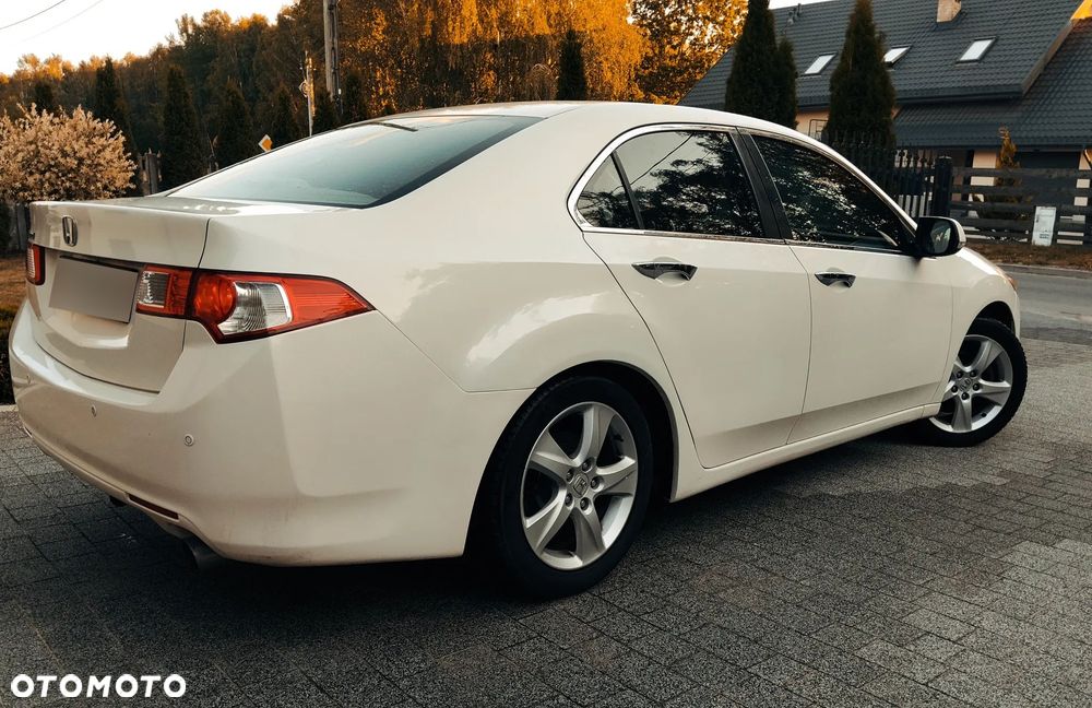 Honda Accord 2.0 Elegance - 2