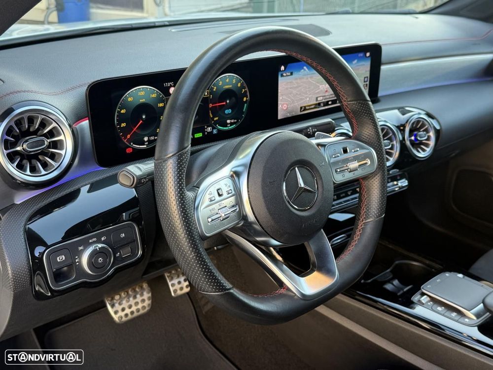 Mercedes-Benz CLA 250 e 8G-DCT AMG Line - 24