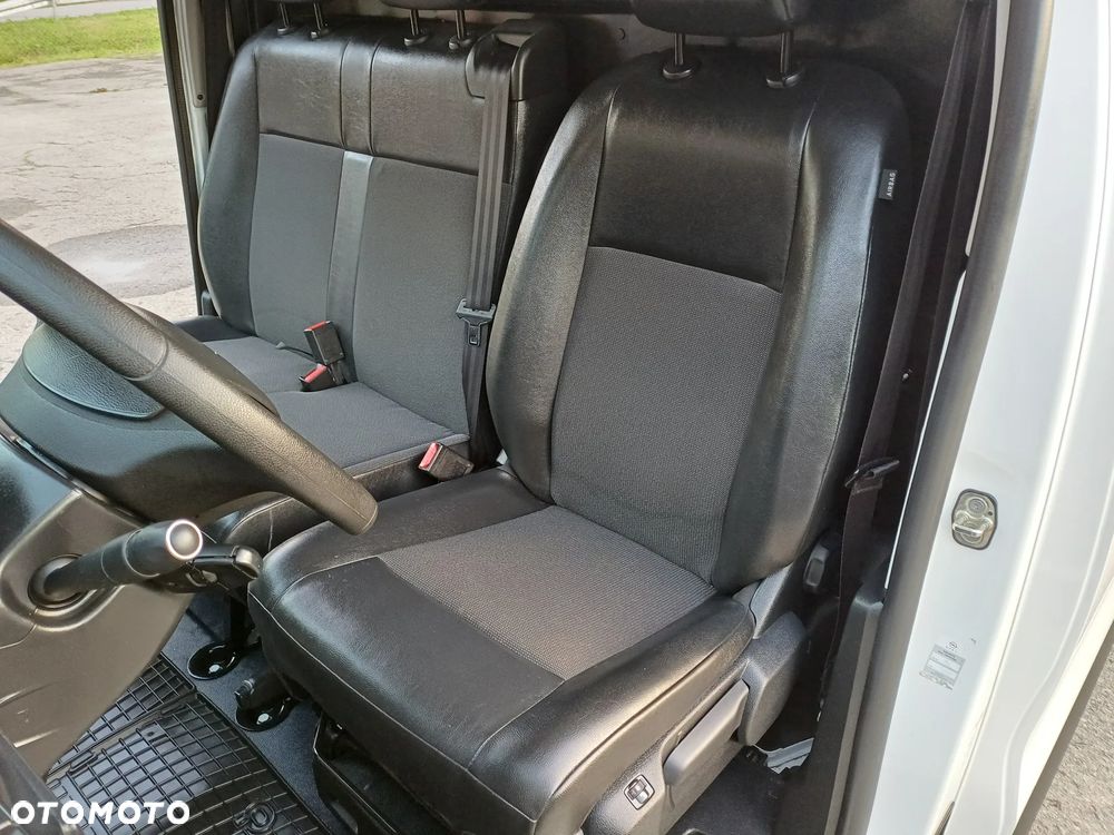 Opel Vivaro Citroen toyota - 39