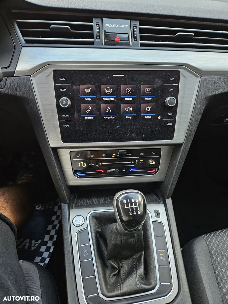 Volkswagen Passat - 16