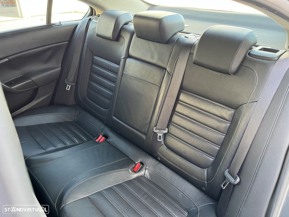 Opel Insignia 2.0 CDTI executive S/S - 40