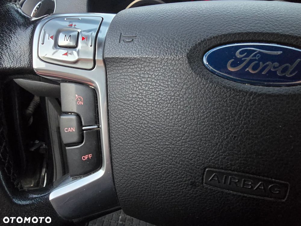 Ford Mondeo - 30