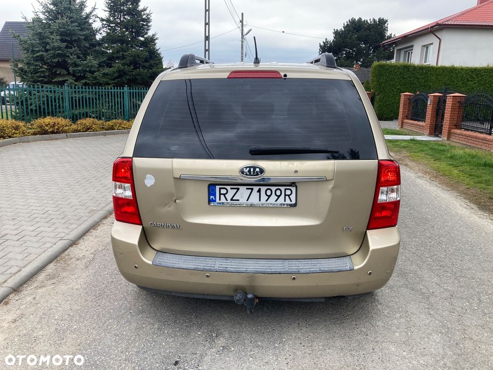 Kia Carnival 2.9 CRDi Freedom - 4