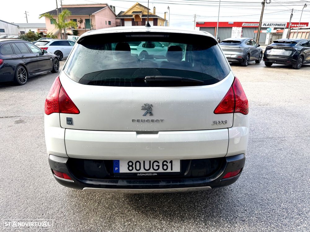 Peugeot 3008 2.0 HDi Hybrid4 - 7
