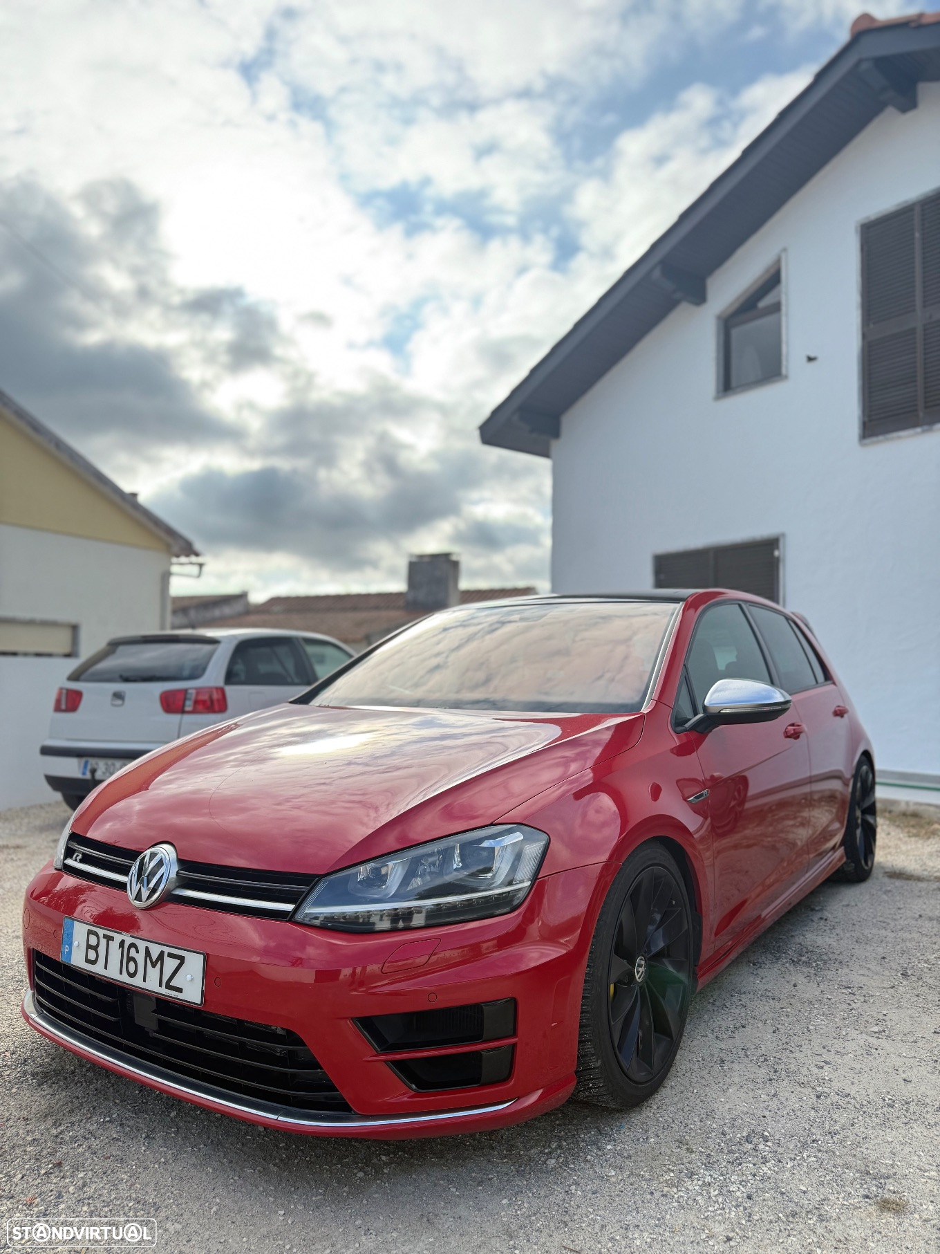 VW Golf R 4Motion BlueMotion DSG - 2