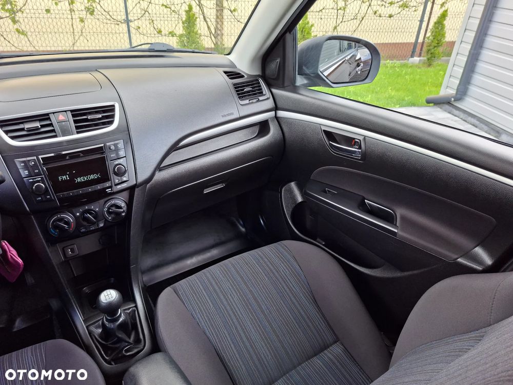 Suzuki Swift 1.2 4x4 Club - 34