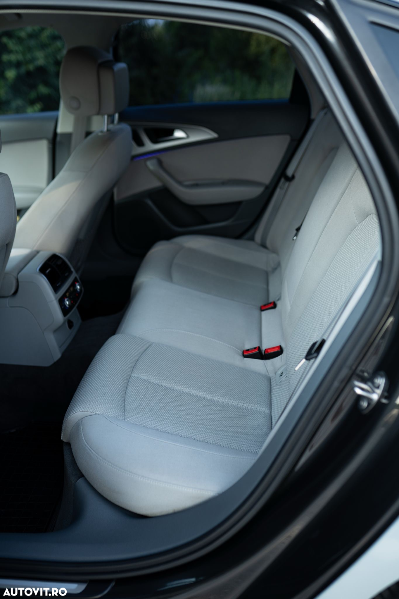 Audi A6 Avant 2.0 TDI - 9