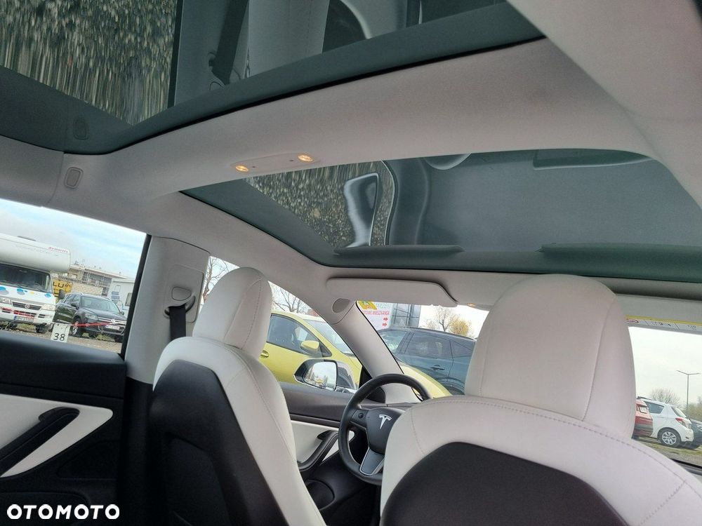 Tesla Model 3 Langstreckenbatterie Allradantrieb Dual Motor - 19