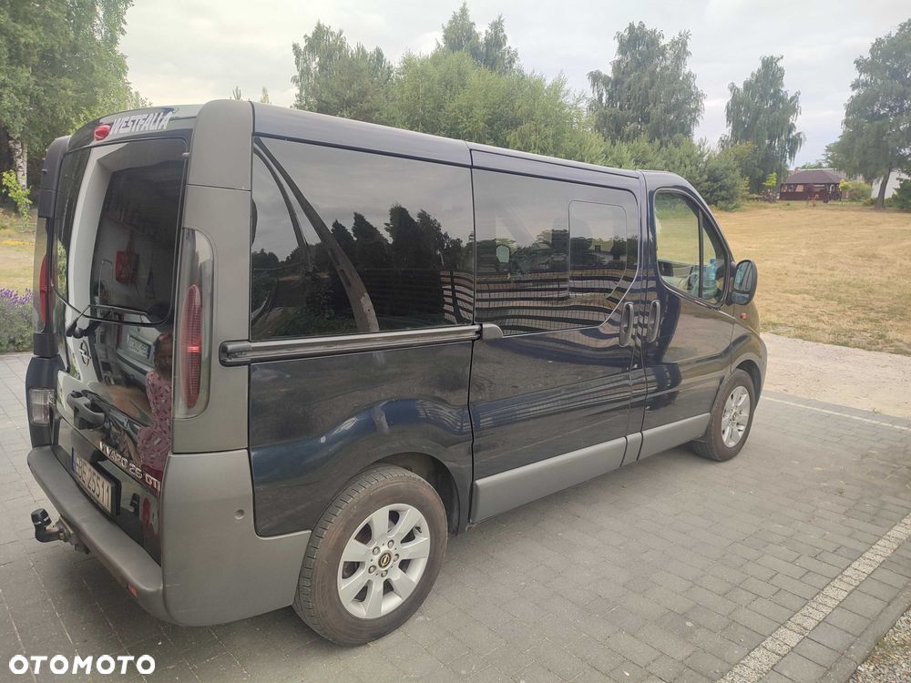 Opel Vivaro - 2