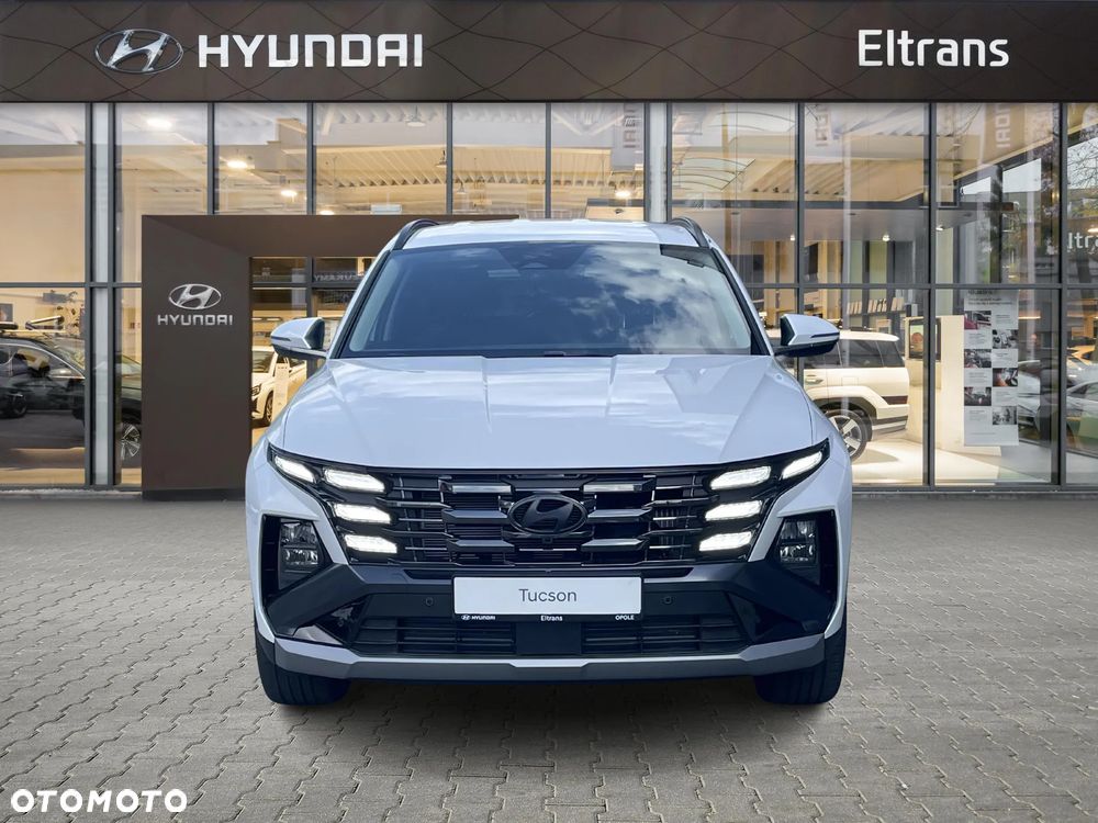 Hyundai Tucson 1.6 T-GDi HEV Executive 2WD - 9