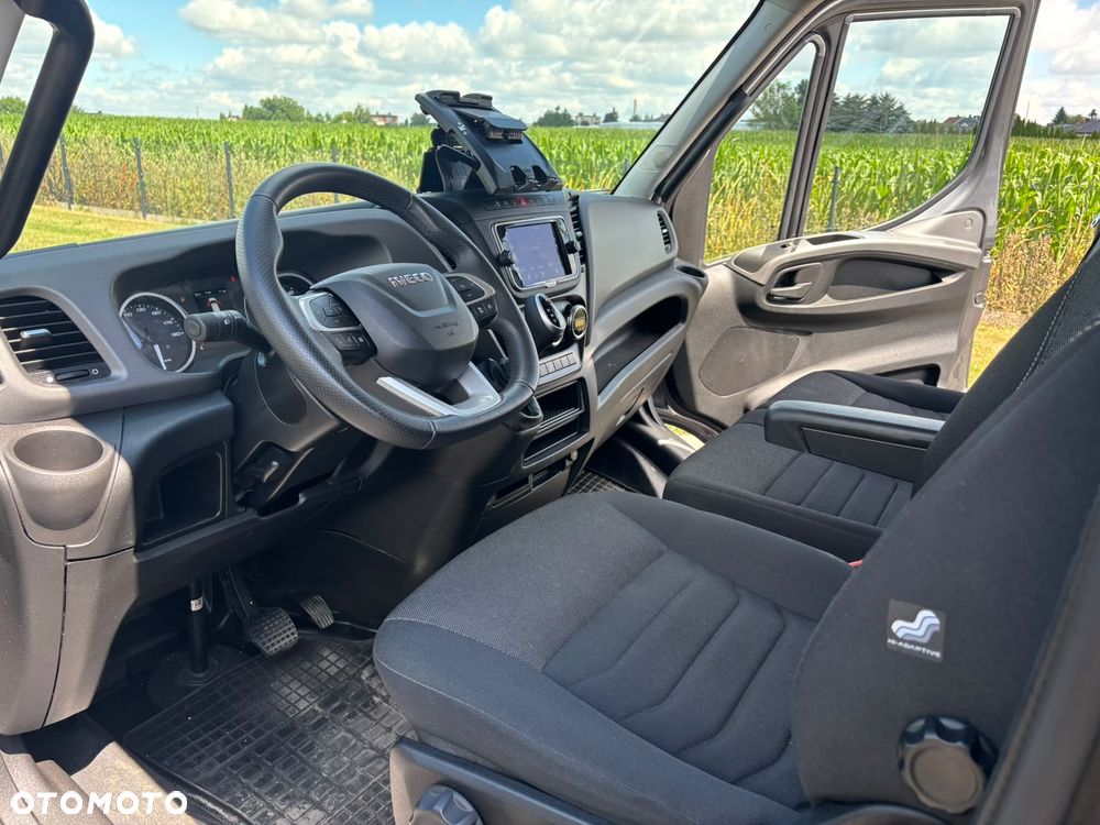 Iveco Daily - 12