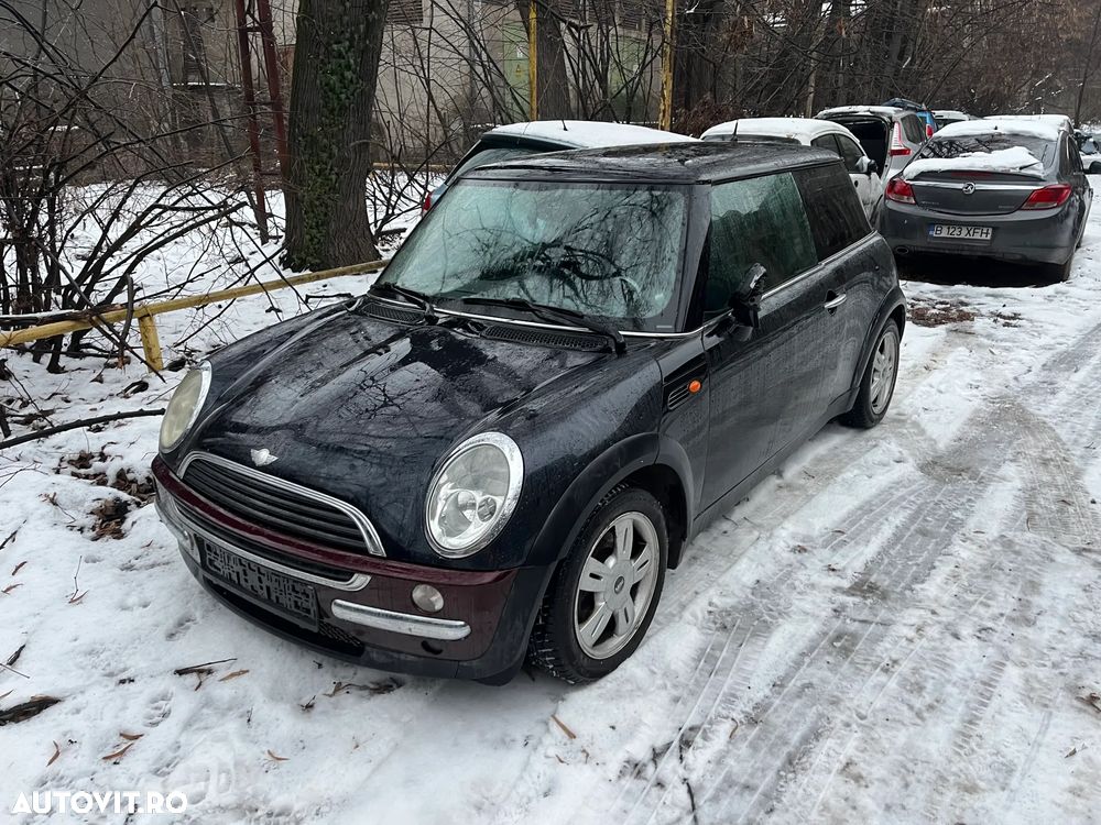 Dezmembrez Mini One negru 2003 benzina cutie automata - 3