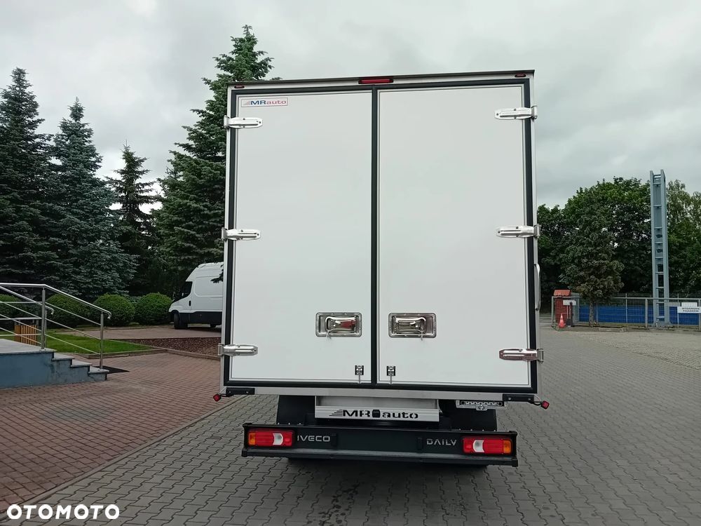 Iveco DAILY 35C18HA8 3.0 180KM Hi-Matic IZOTERMA - 10