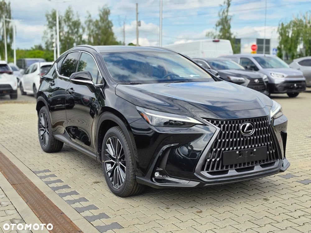 Lexus NX 450h+ Omotenashi AWD - 2