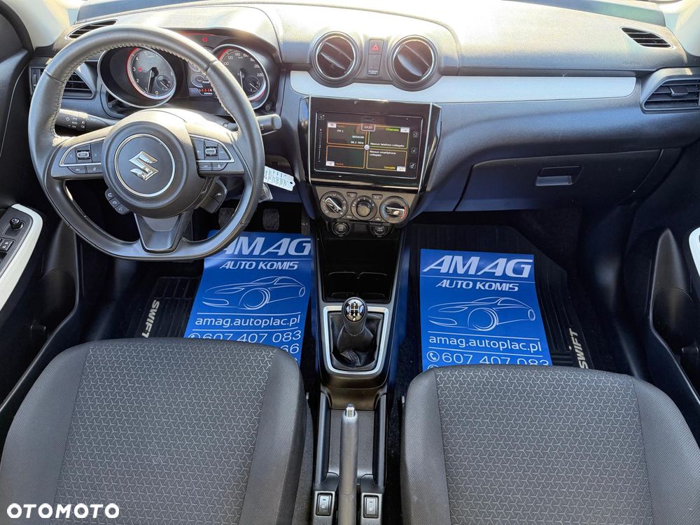 Suzuki Swift 1.2 Dualjet Hybrid MT Club - 19