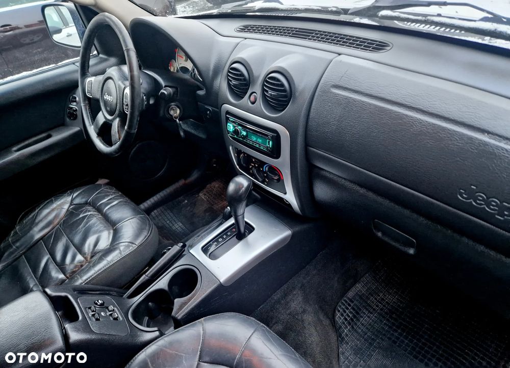 Jeep Cherokee 2.8L CRD Limited - 29