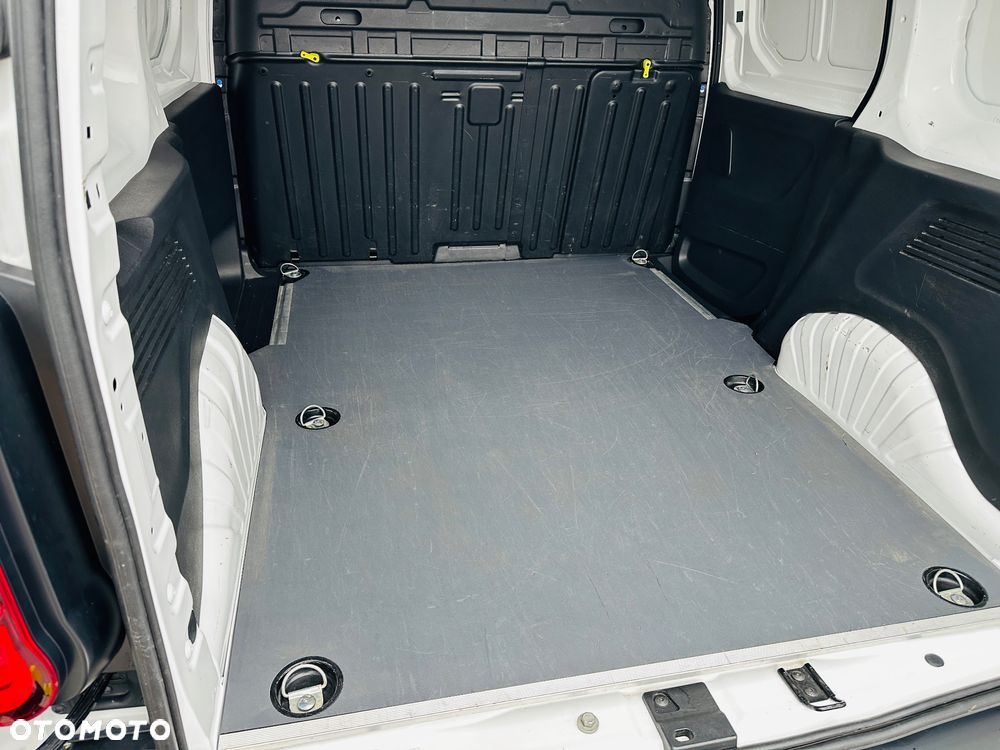 Toyota Proace City 1.5 D-4D  2,3t Active - 14