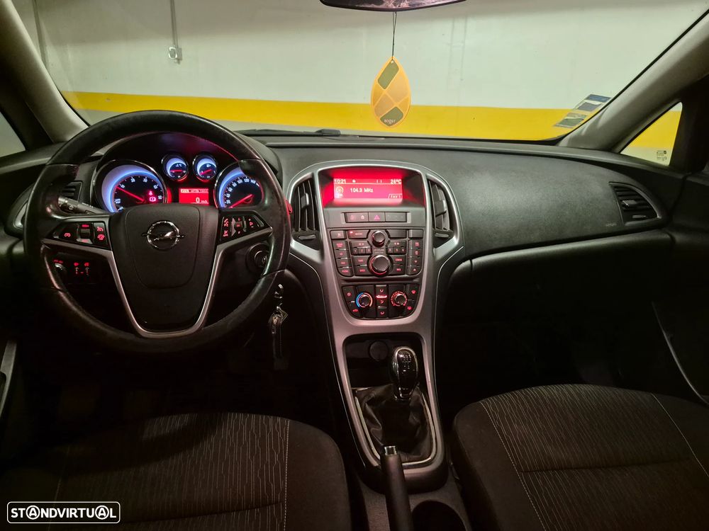 Opel Astra Sports Tourer 1.3 CDTi Enjoy S/S - 24