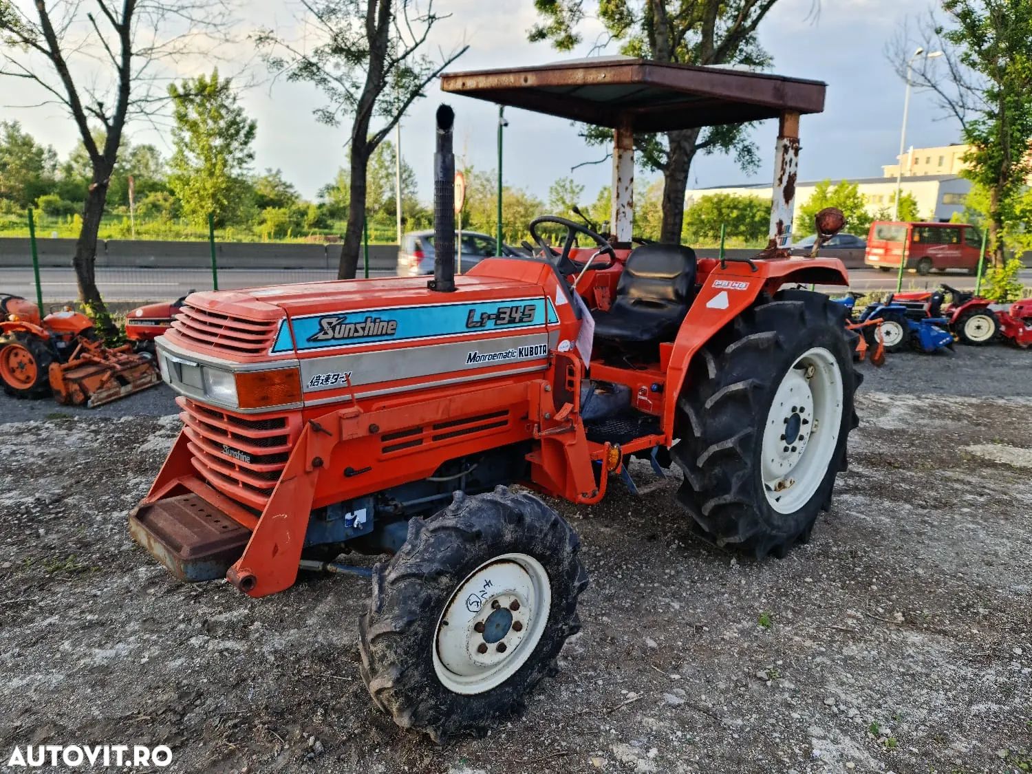 Kubota L1-345D - 1
