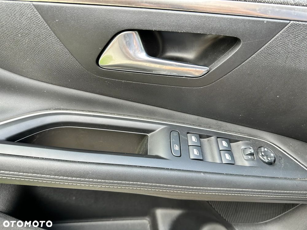 Peugeot 3008 - 14