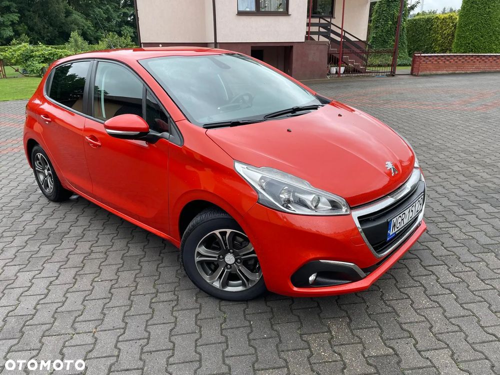 Peugeot 208 - 3