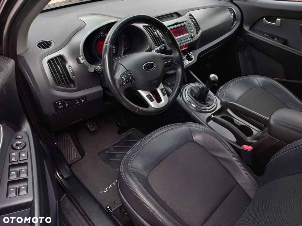 Kia Sportage - 16
