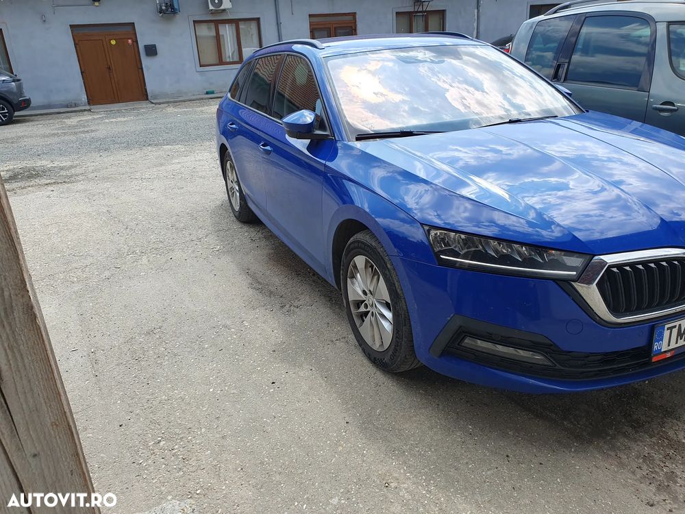 Skoda Octavia 2.0 TDI DSG Ambition - 1