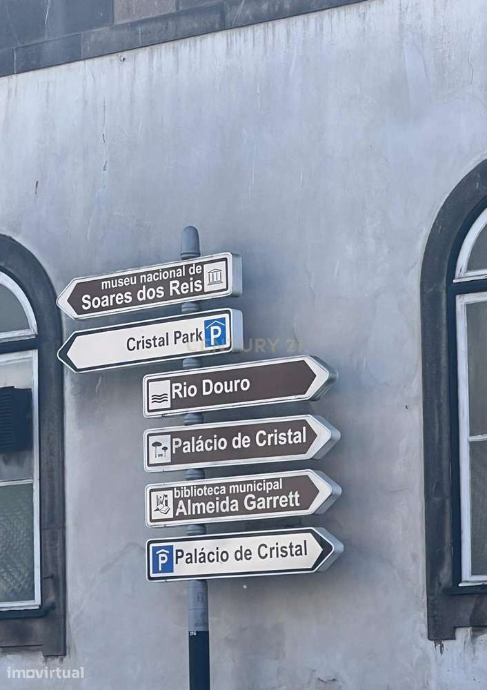 Prédio em Palácio de Cristal, Porto - Grande imagem: 4/10