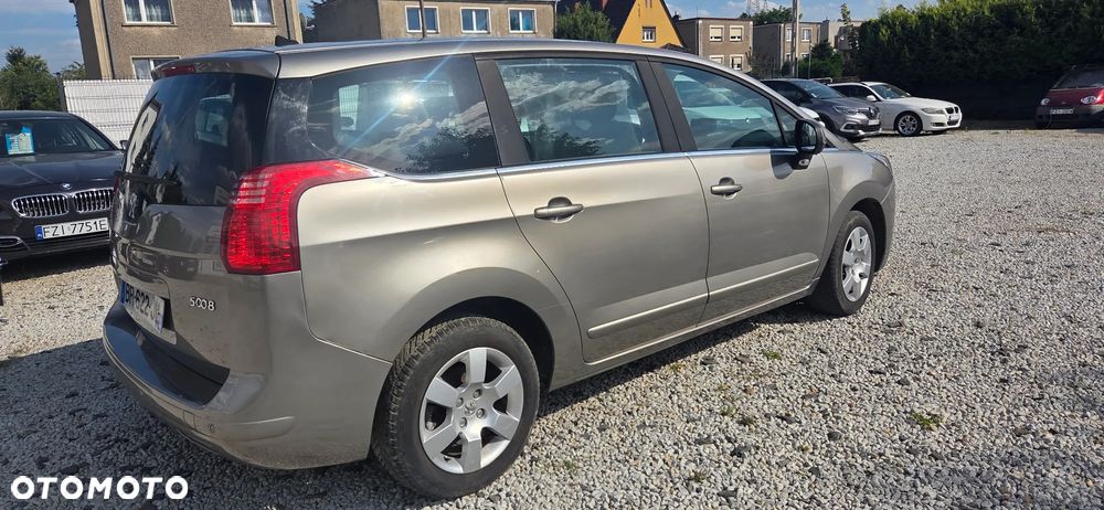 Peugeot 5008 1.6 HDi Premium - 5
