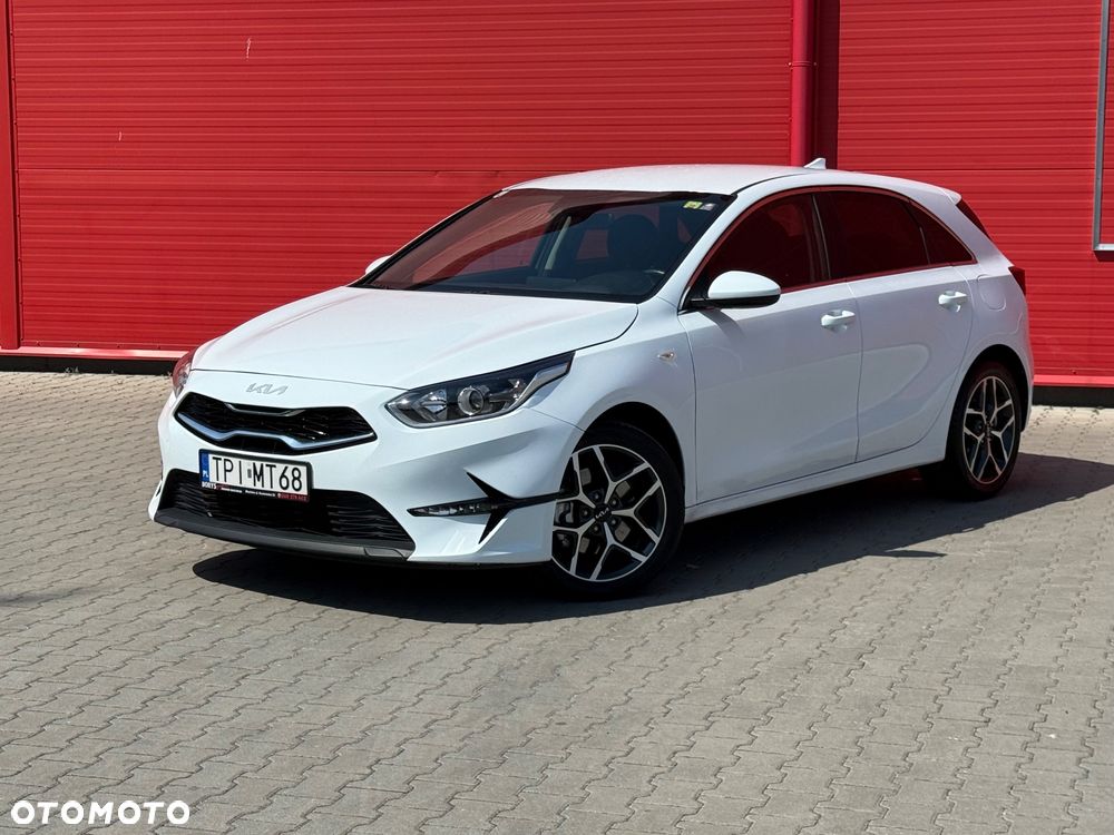 Kia Ceed - 1
