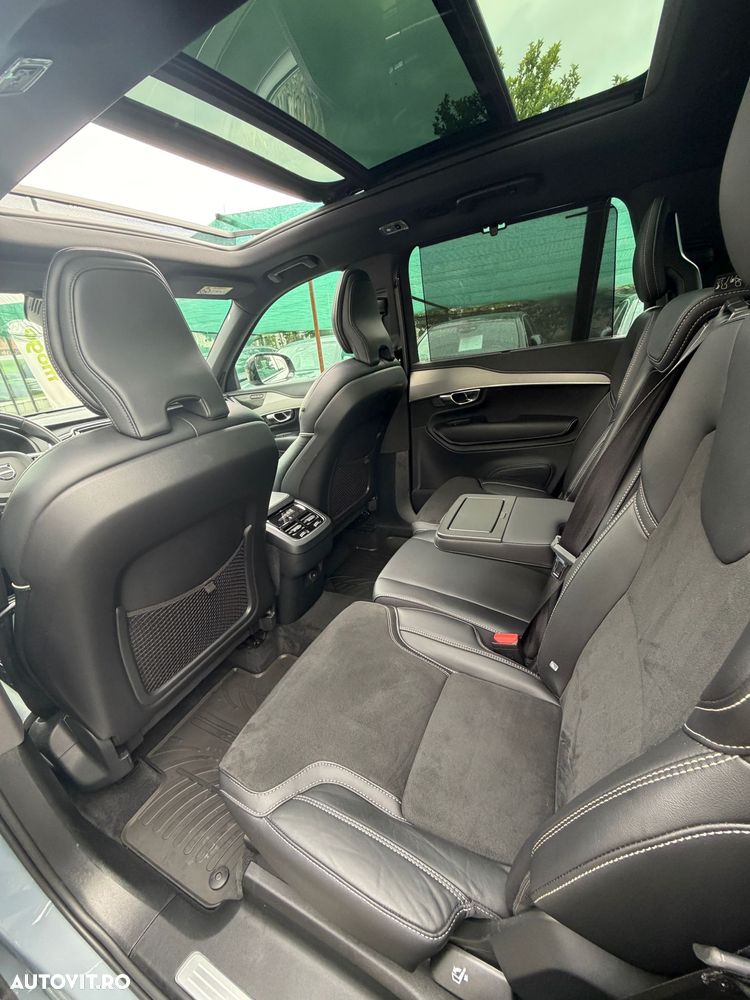 Volvo XC 90 - 7