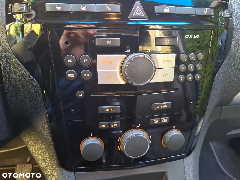 Opel Zafira 1.8 - 12