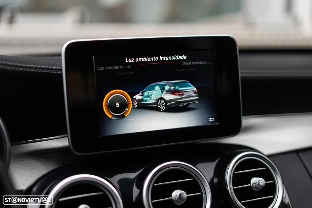 Mercedes-Benz C 220 d 4Matic Station 7G-TRONIC AMG Line - 44