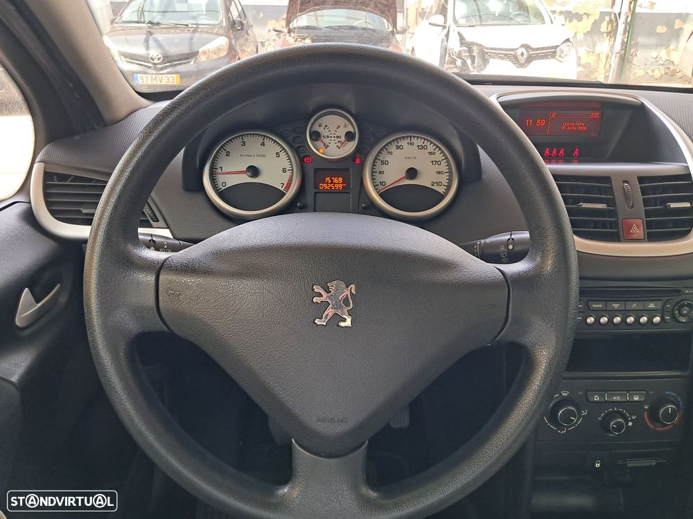 Peugeot 207 1.4 16V Active - 6