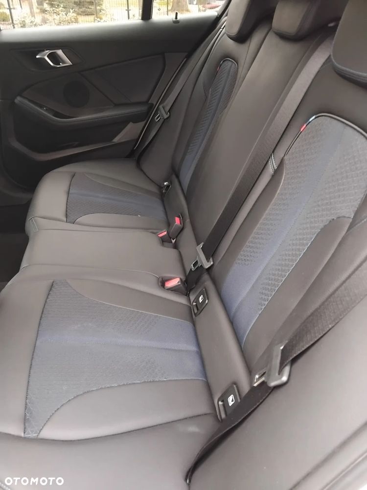 BMW Seria 1 118i M Sport - 12