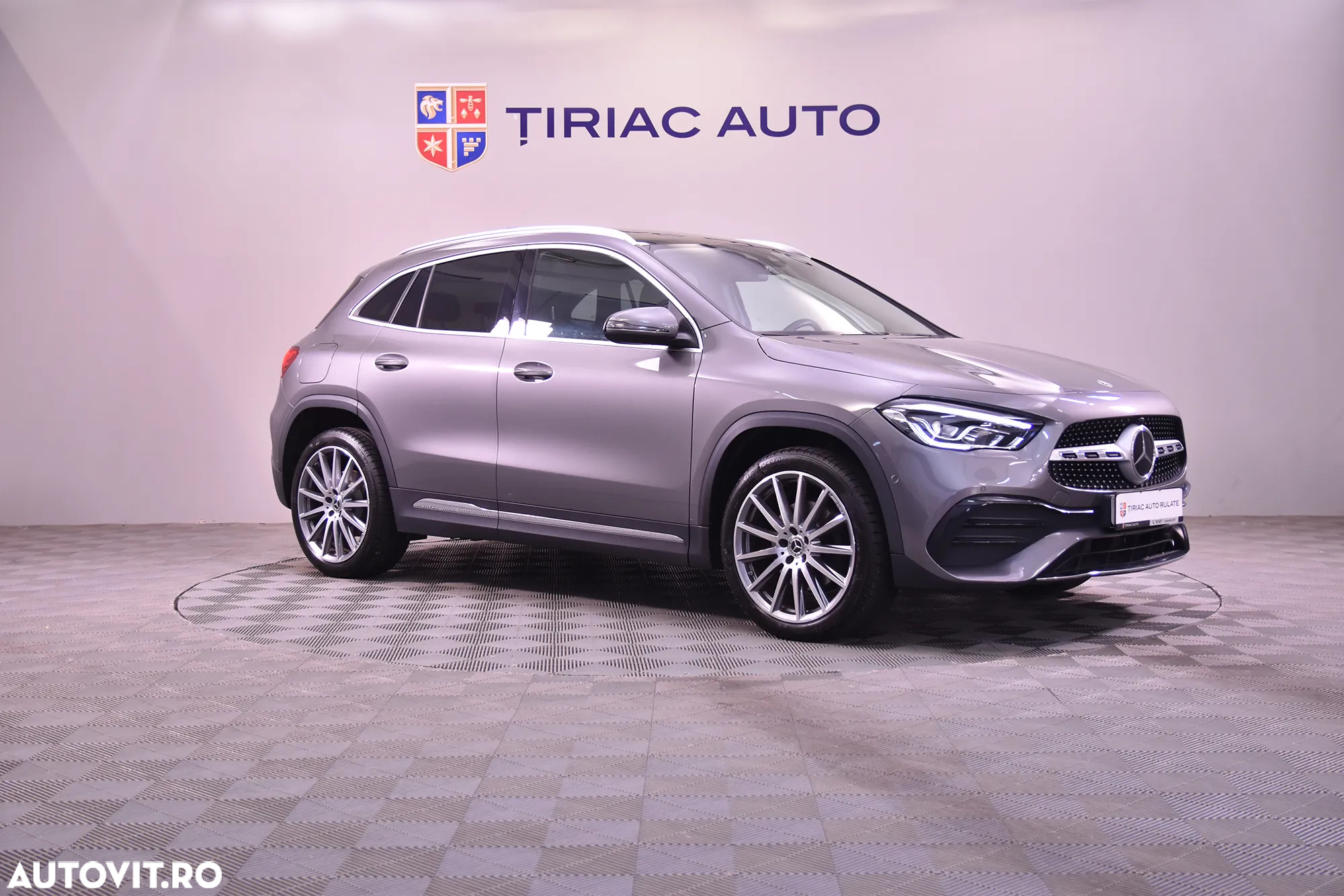 Mercedes-Benz GLA - 7